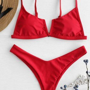 [SOLD] V-Wired High Leg Bikini Set